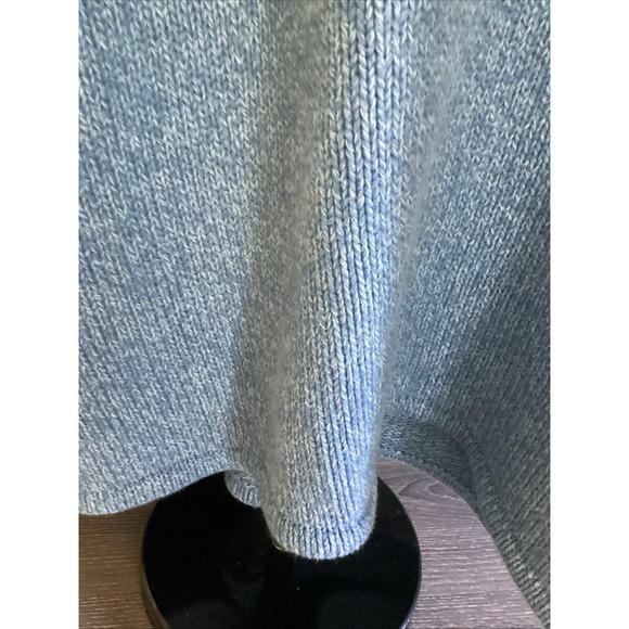 LL Bean WOMANS Blue Sweater Large Notch Collar Preowned - Picture 7 of 9